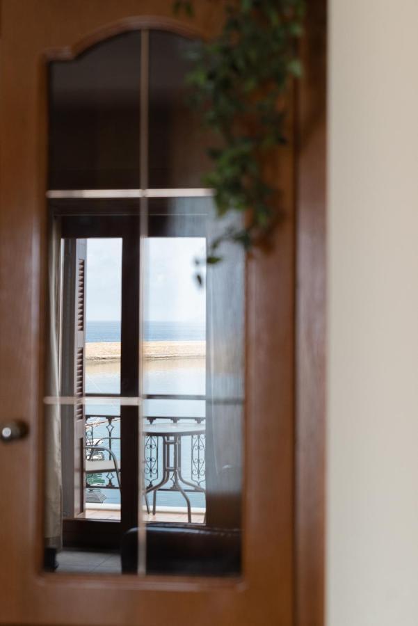 Destino Home Overlooking The Venetian Port Of Chania خانيا المظهر الخارجي الصورة