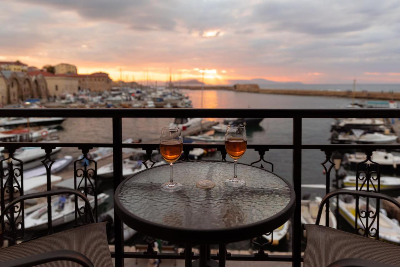 Destino Home Overlooking The Venetian Port Of Chania خانيا المظهر الخارجي الصورة