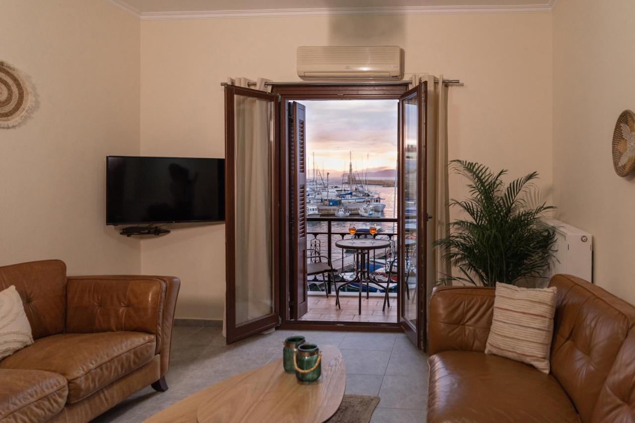 Destino Home Overlooking The Venetian Port Of Chania خانيا المظهر الخارجي الصورة
