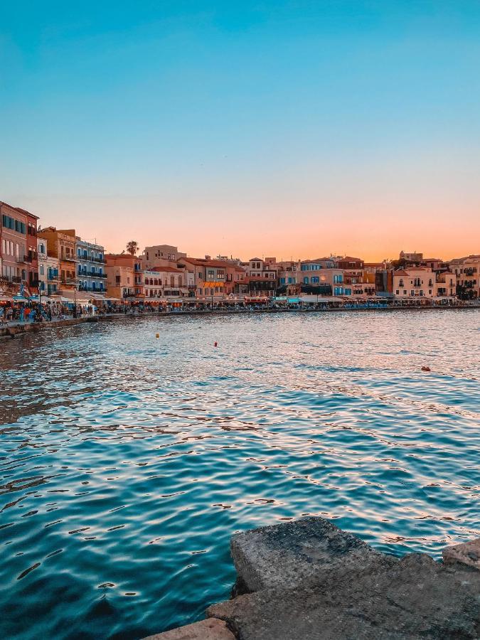 Destino Home Overlooking The Venetian Port Of Chania خانيا المظهر الخارجي الصورة