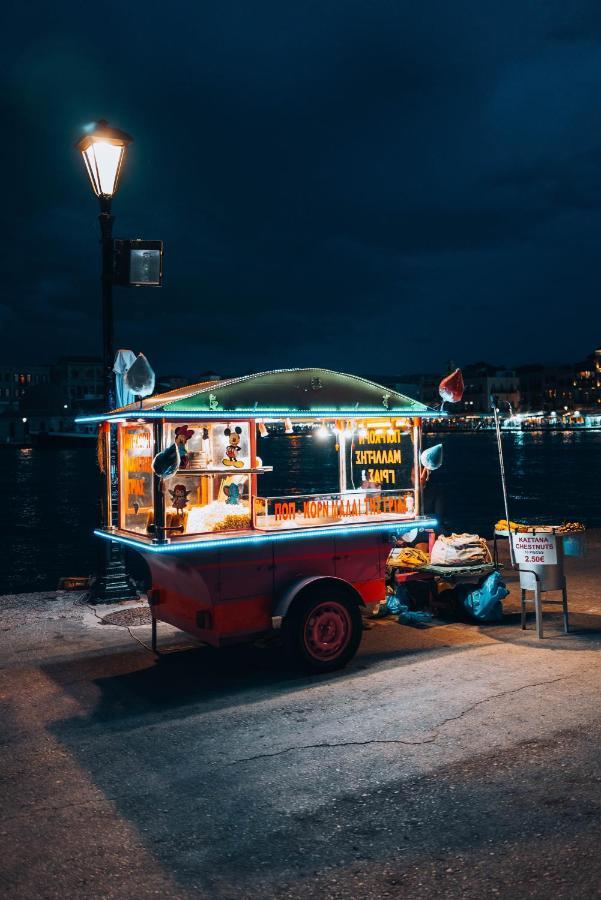 Destino Home Overlooking The Venetian Port Of Chania خانيا المظهر الخارجي الصورة